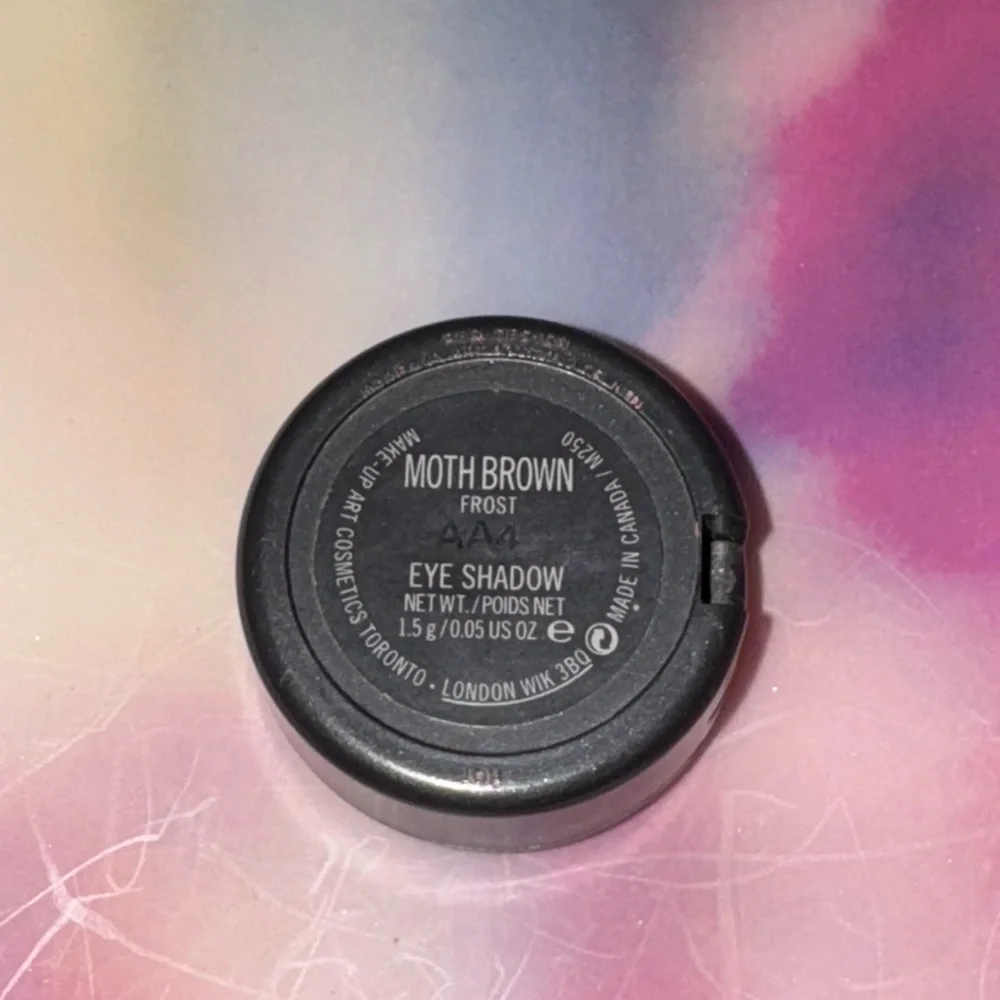 MAC Moth Brown~Limited Edition
